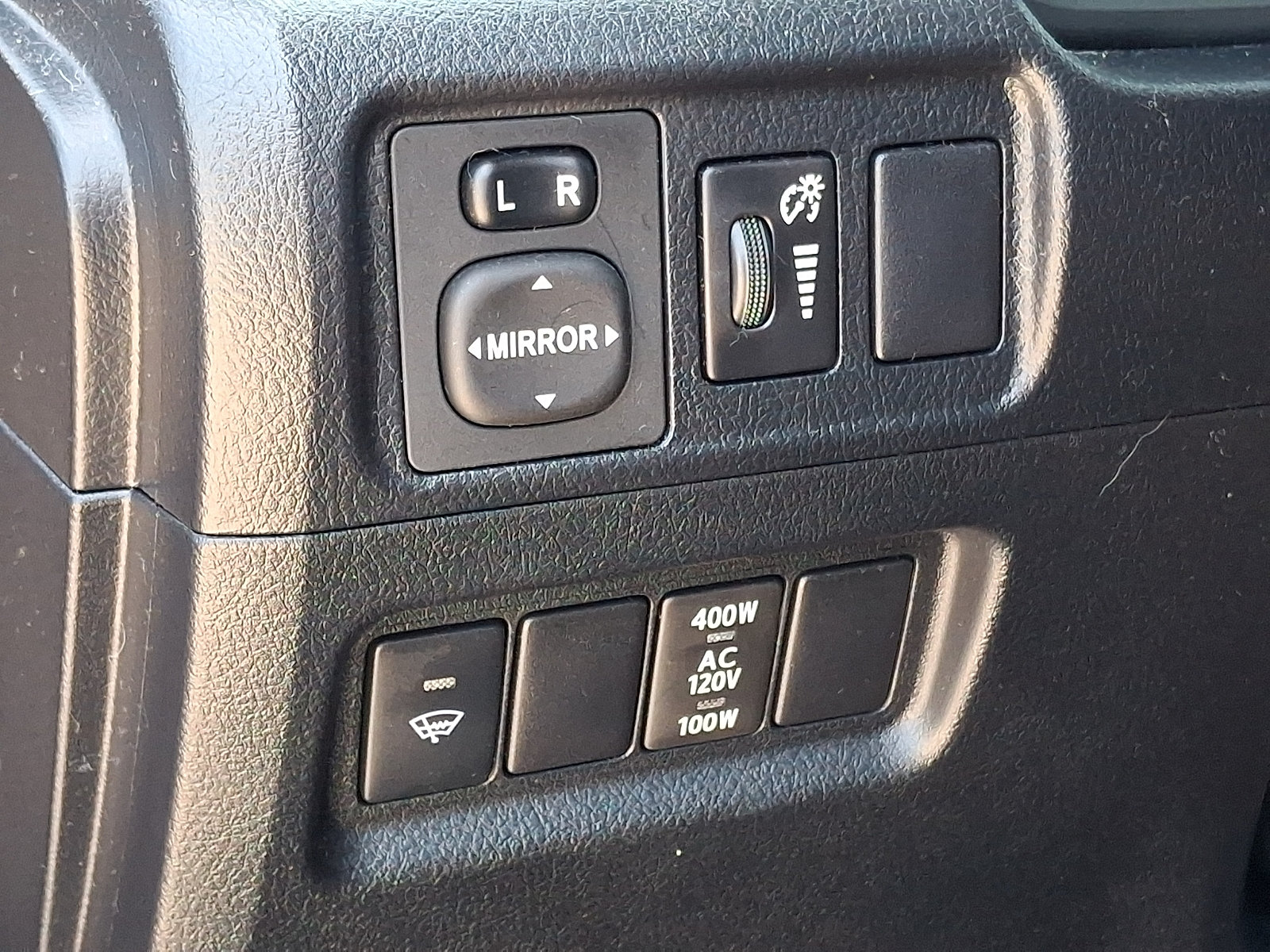 Used 2019 Toyota 4Runner TRD Off-Road Premium AWD/4WD image 24