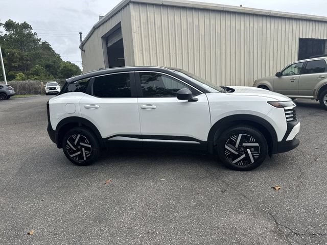 New 2026 Nissan Kicks SV FWD image 4