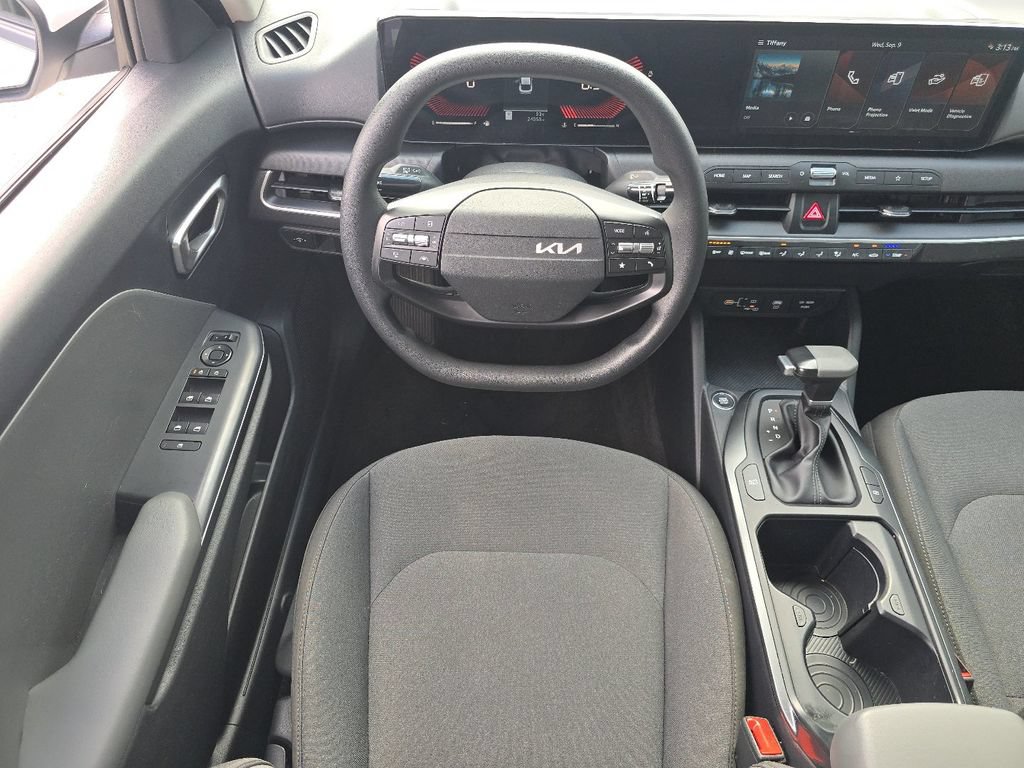 Used 2025 Kia K4 FWD image 21