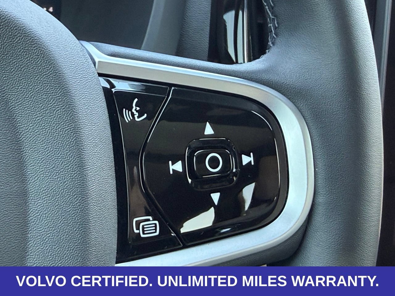 Certified 2026 Volvo XC60 B5 Plus AWD/4WD image 17