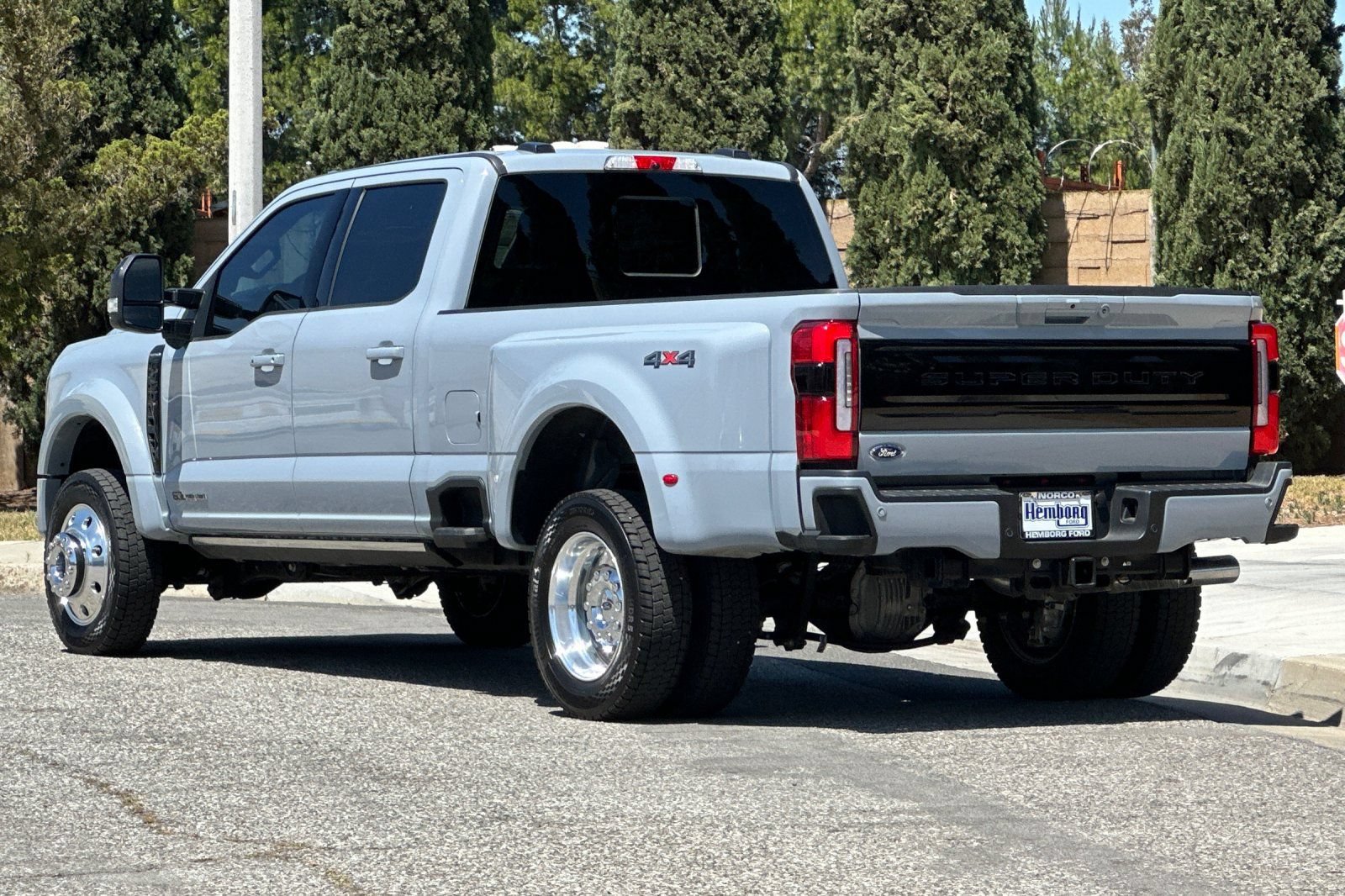 Used 2025 Ford F450 Platinum AWD/4WD image 6