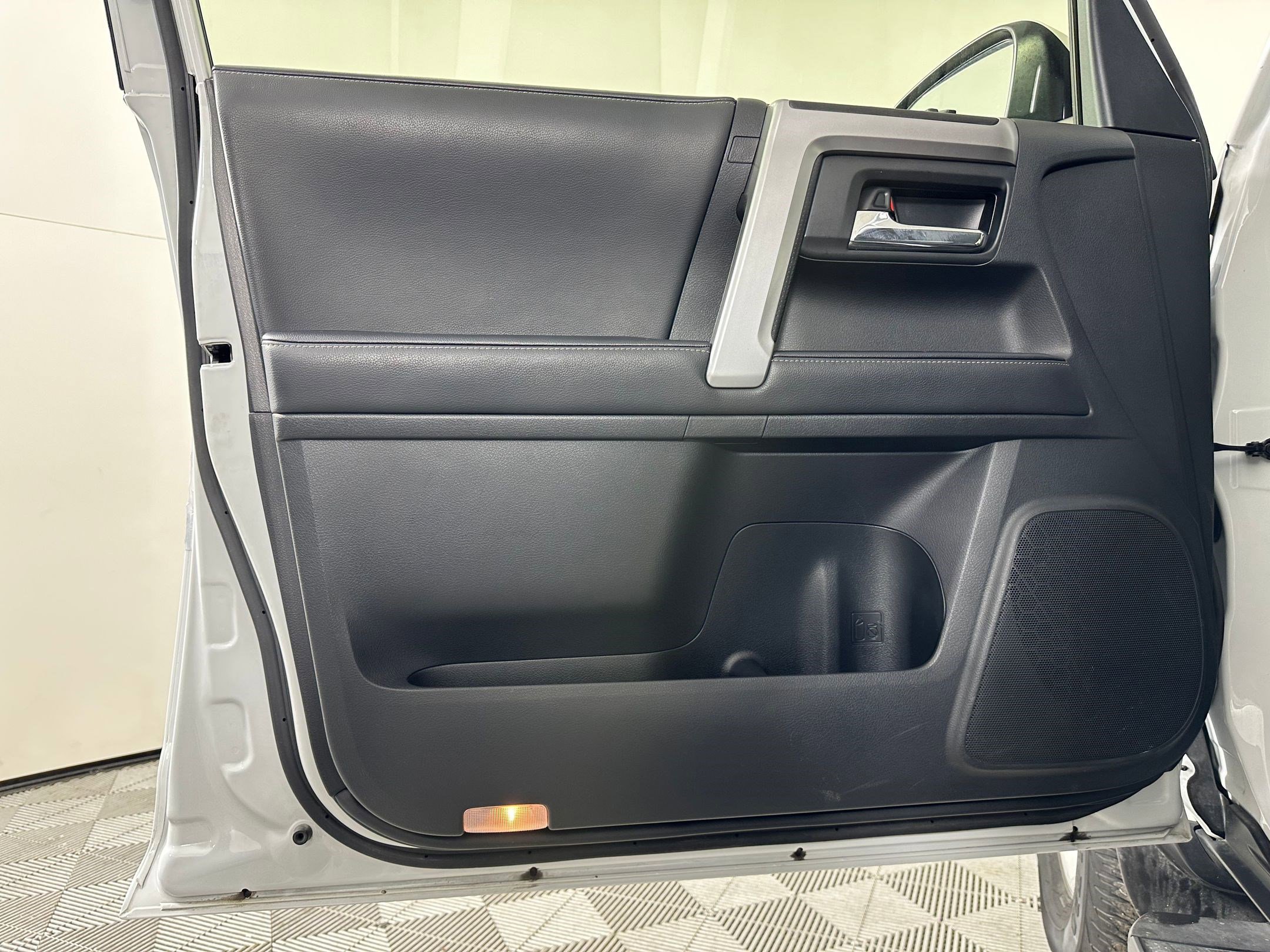 Used 2024 Toyota 4Runner SR5 Premium image 21