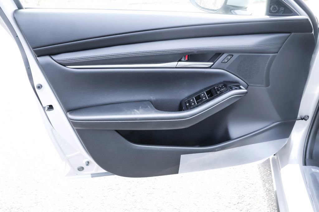 New 2026 MAZDA MAZDA3 2.5 S Sedan w/ Preferred Pkg image 31