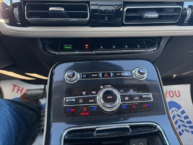 Used 2023 Lincoln Nautilus Reserve image 24