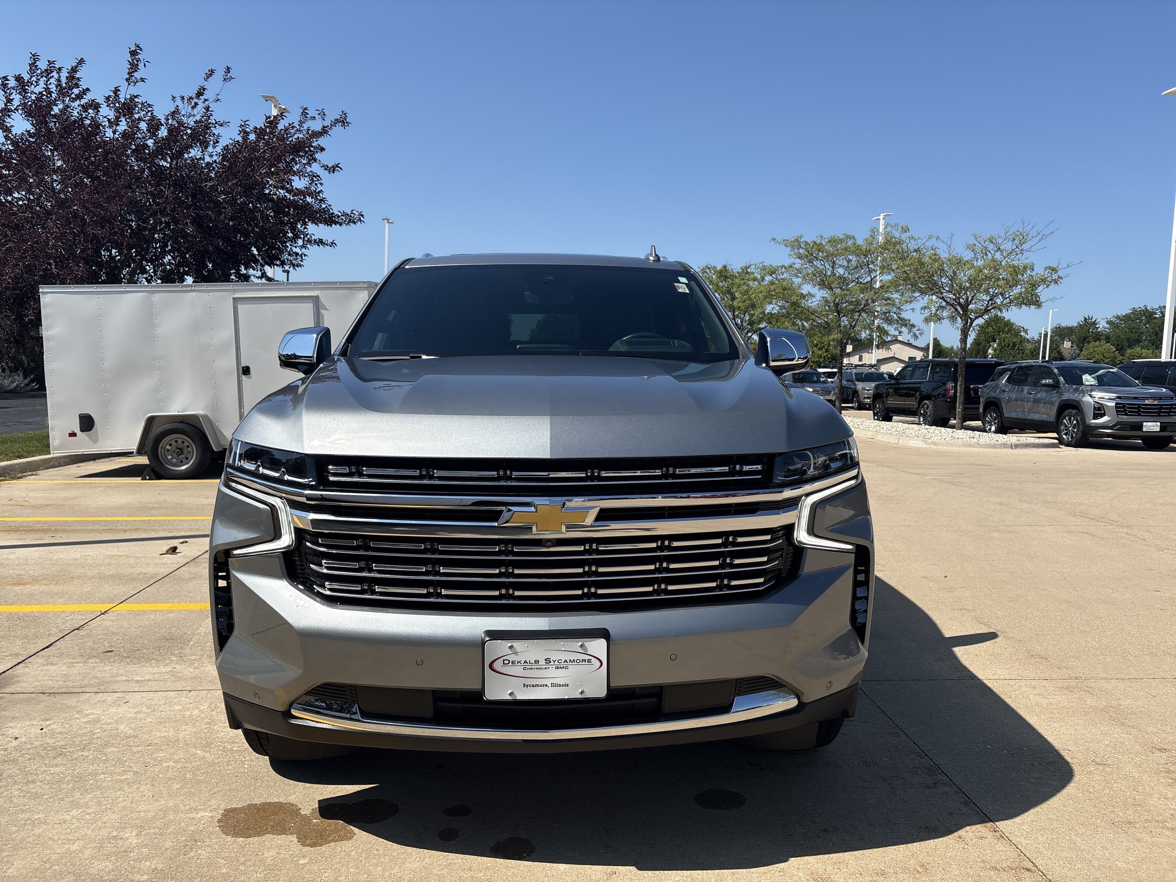 Used 2024 Chevrolet Tahoe Premier w/ Advanced Technology Package AWD/4WD image 8