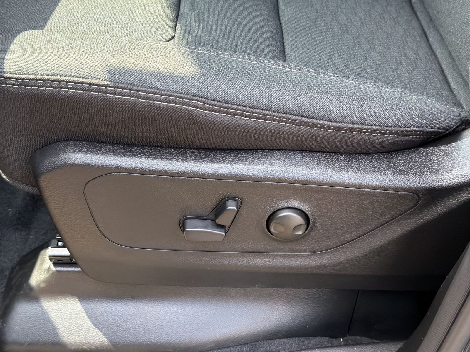 New 2026 RAM 1500 Big Horn AWD/4WD image 14