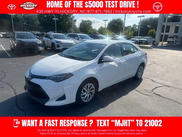 Used 2019 Toyota Corolla LE FWD image 1
