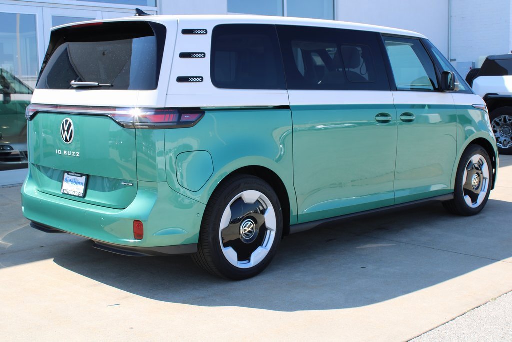 New 2025 Volkswagen ID. Buzz Pro S Plus image 6