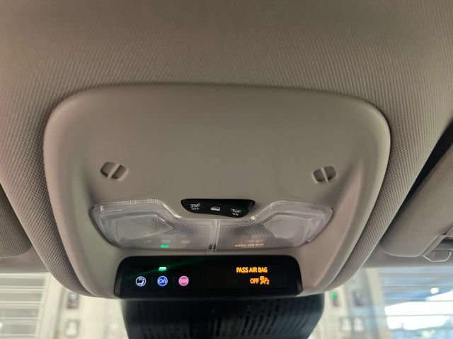 New 2027 Chevrolet Bolt LT w/ Comfort Package FWD image 16