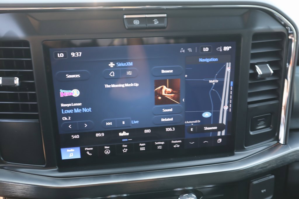 New 2025 Ford F250 Lariat w/ Black Appearance Package image 5
