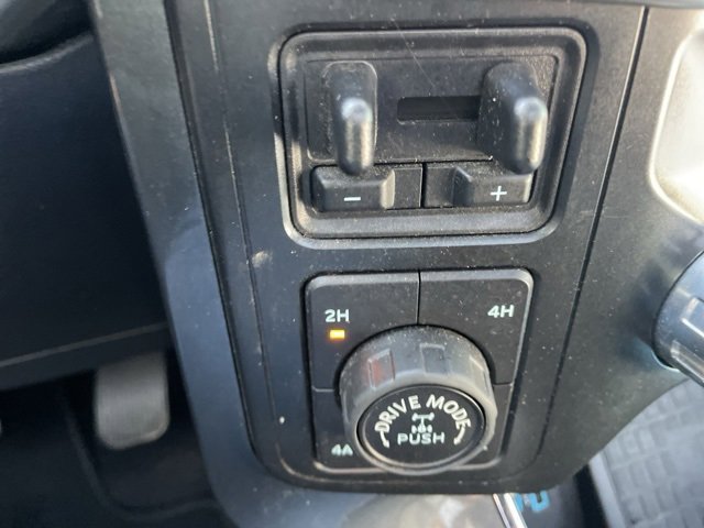 Used 2022 Ford F150 Lariat w/ Equipment Group 502A High image 25