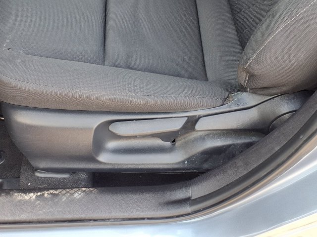 Used 2026 Toyota Corolla LE FWD image 4