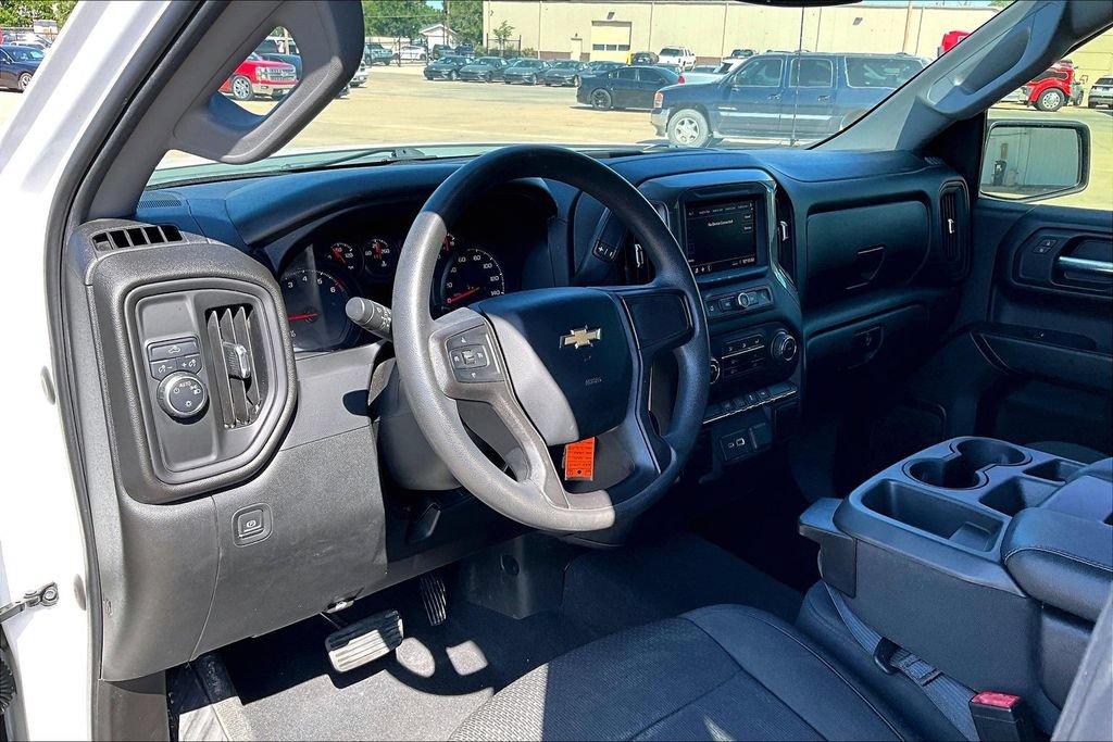 Used 2021 Chevrolet Silverado 1500 Custom RWD image 16