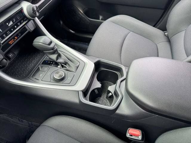 Certified 2019 Toyota RAV4 LE w/ Carpet Mat Package AWD/4WD image 56