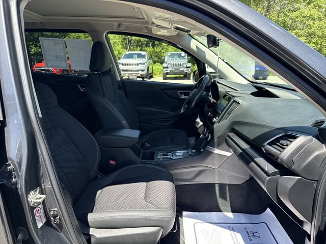 Used 2020 Subaru Forester Premium AWD/4WD image 27