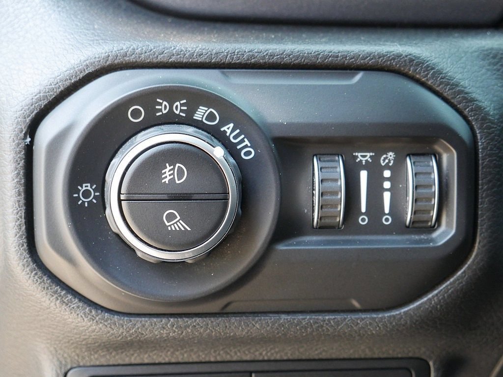 Used 2020 Jeep Gladiator Mojave w/ LED Lighting Group AWD/4WD image 27