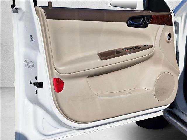 Used 2006 Chevrolet Impala LT image 10