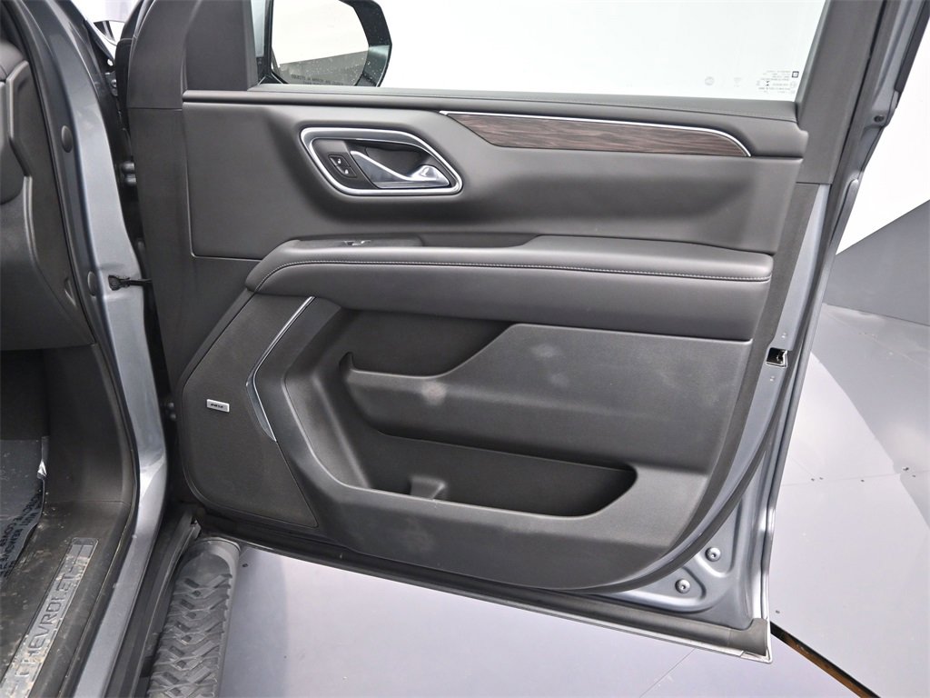 Used 2021 Chevrolet Suburban Z71 w/ Max Trailering Package image 22