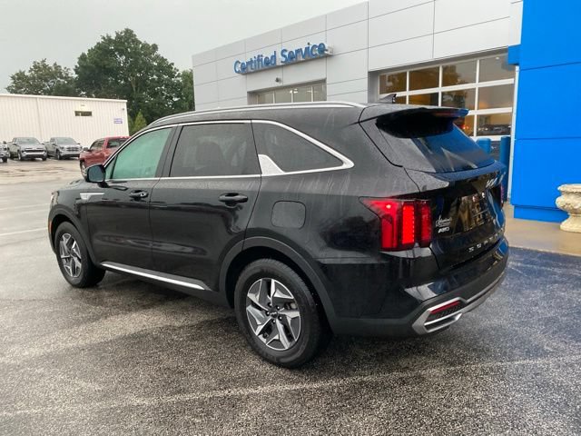 Used 2022 Kia Sorento S AWD/4WD image 3