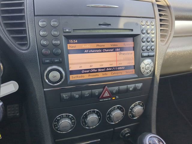 Used 2011 Mercedes-Benz SLK 350 image 15