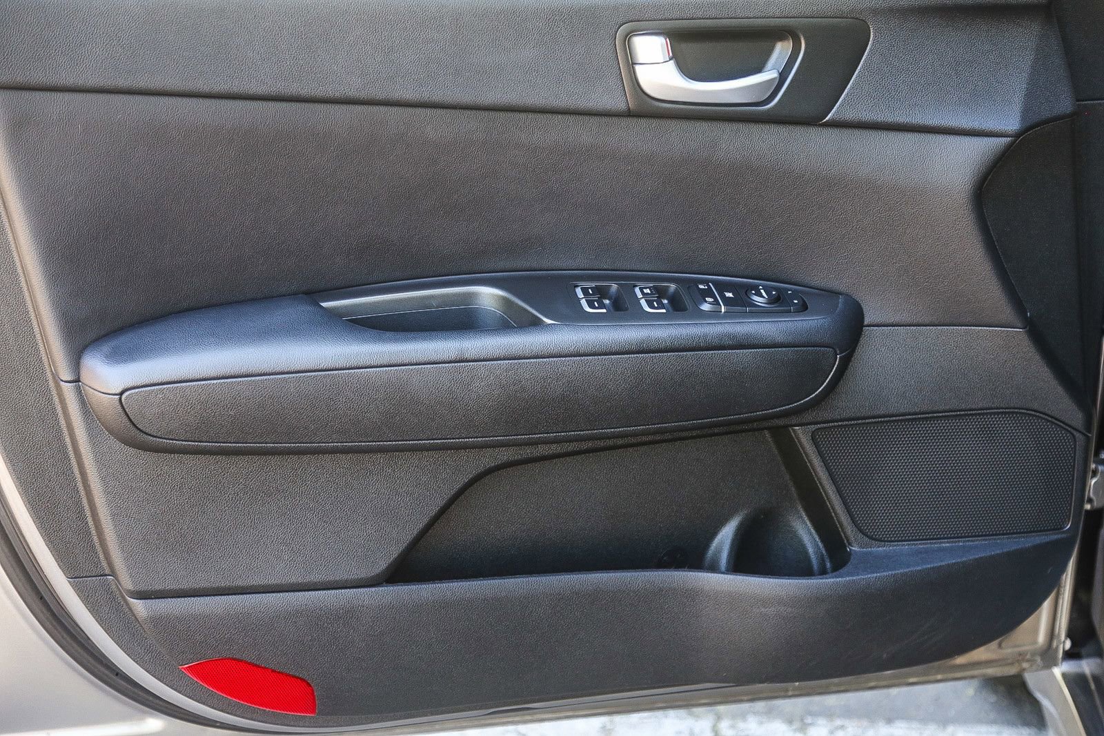 Used 2018 Kia Optima LX w/ 17" Alloy Wheels Package image 18