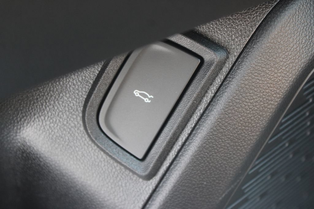 New 2027 Chevrolet Equinox RS w/ Convenience Package III AWD/4WD image 47