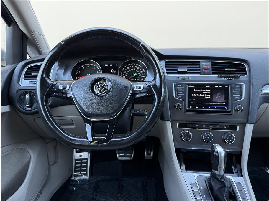 Used 2017 Volkswagen Golf Alltrack SE AWD/4WD image 21