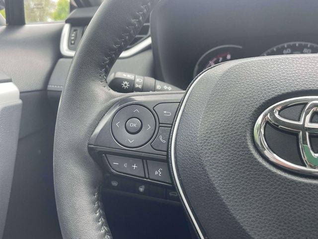 Used 2023 Toyota RAV4 XLE Premium AWD/4WD image 22