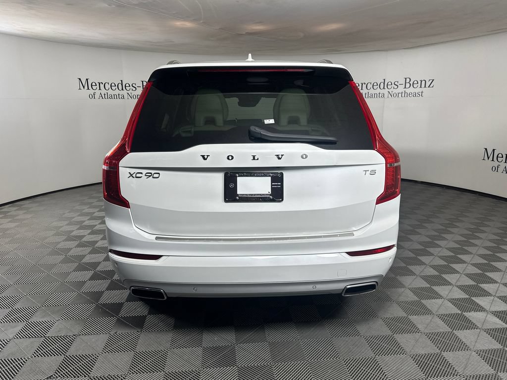 Used 2021 Volvo XC90 T5 Momentum w/ Climate Package FWD image 6