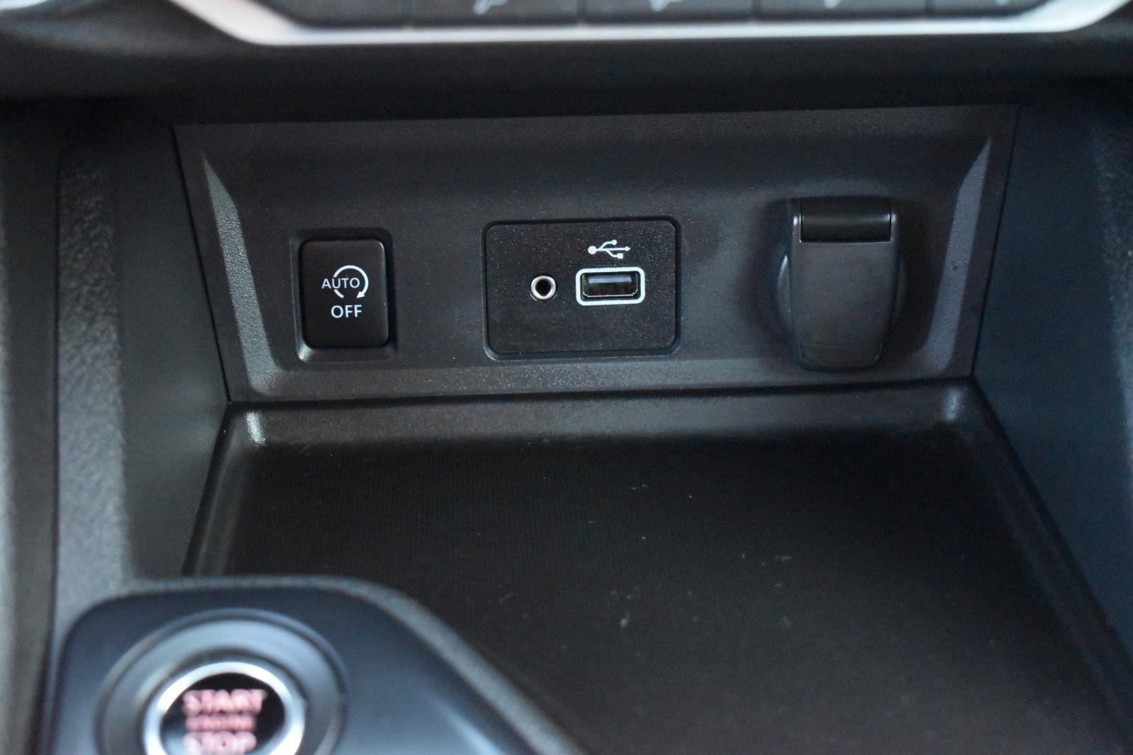 Used 2024 Nissan Sentra S image 33