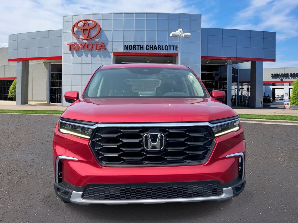 Used 2024 Honda Pilot EX-L image 3