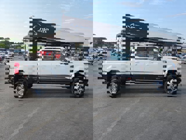 Used 2025 Ford F450 King Ranch w/ Camper Package image 6