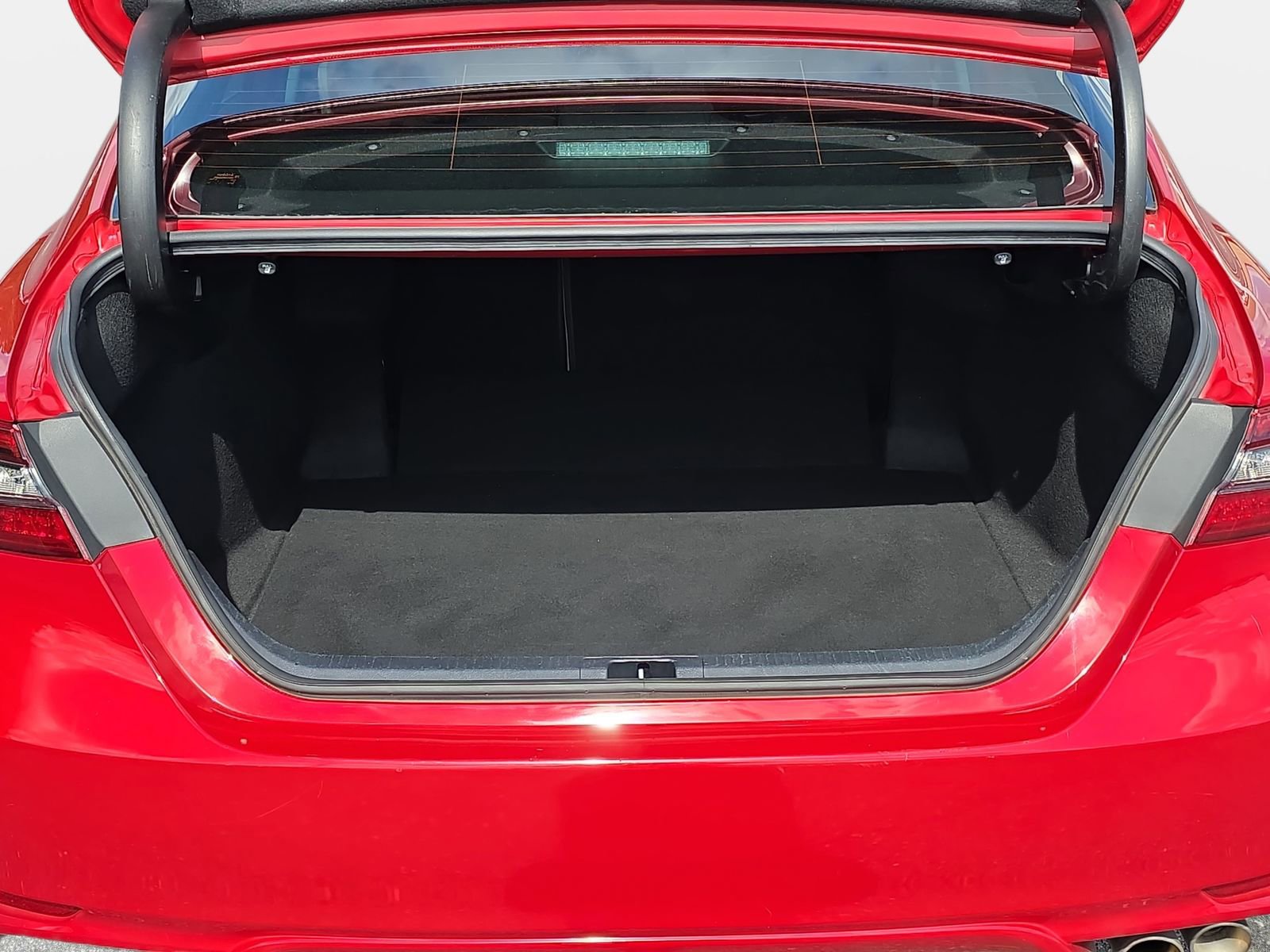 Used 2023 Toyota Camry XSE image 12