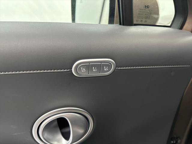New 2026 Hyundai Palisade Calligraphy FWD image 12