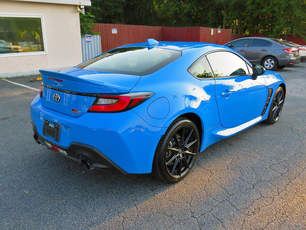 Used 2024 Toyota GR86 Premium image 7