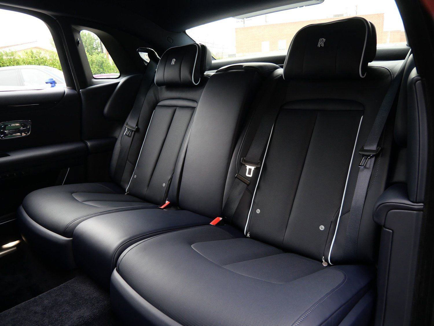 New 2026 Rolls-Royce Ghost Extended Wheelbase image 8