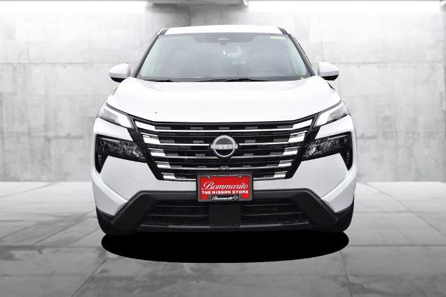 New 2026 Nissan Rogue SV FWD image 4