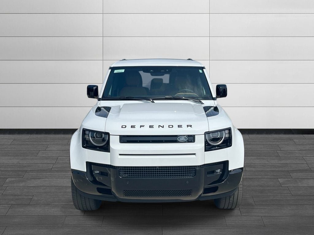 New 2026 Land Rover Defender 130 X-Dynamic SE AWD/4WD image 8