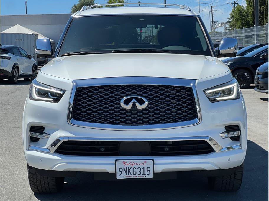Used 2024 INFINITI QX80 Sensory w/ Cargo Package AWD/4WD image 2