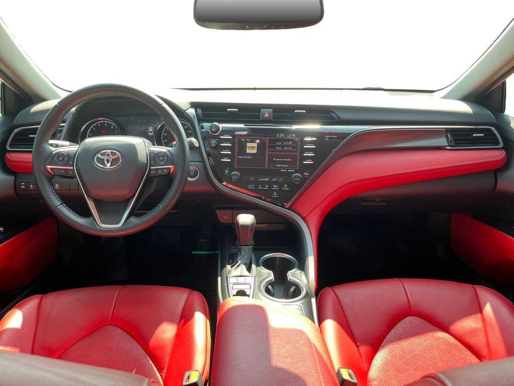 Used 2020 Toyota Camry XSE FWD image 10