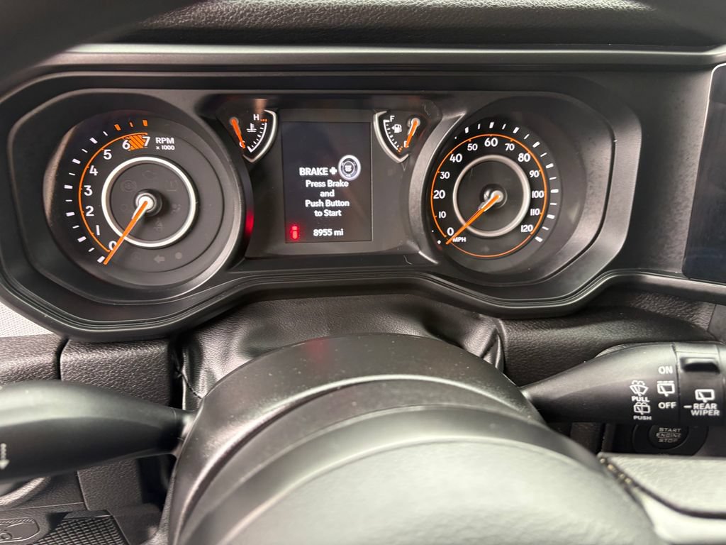 Used 2025 Jeep Wrangler Unlimited Sport AWD/4WD image 18