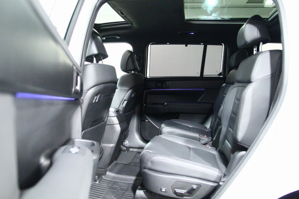 Used 2024 Hyundai Santa Fe Calligraphy image 29