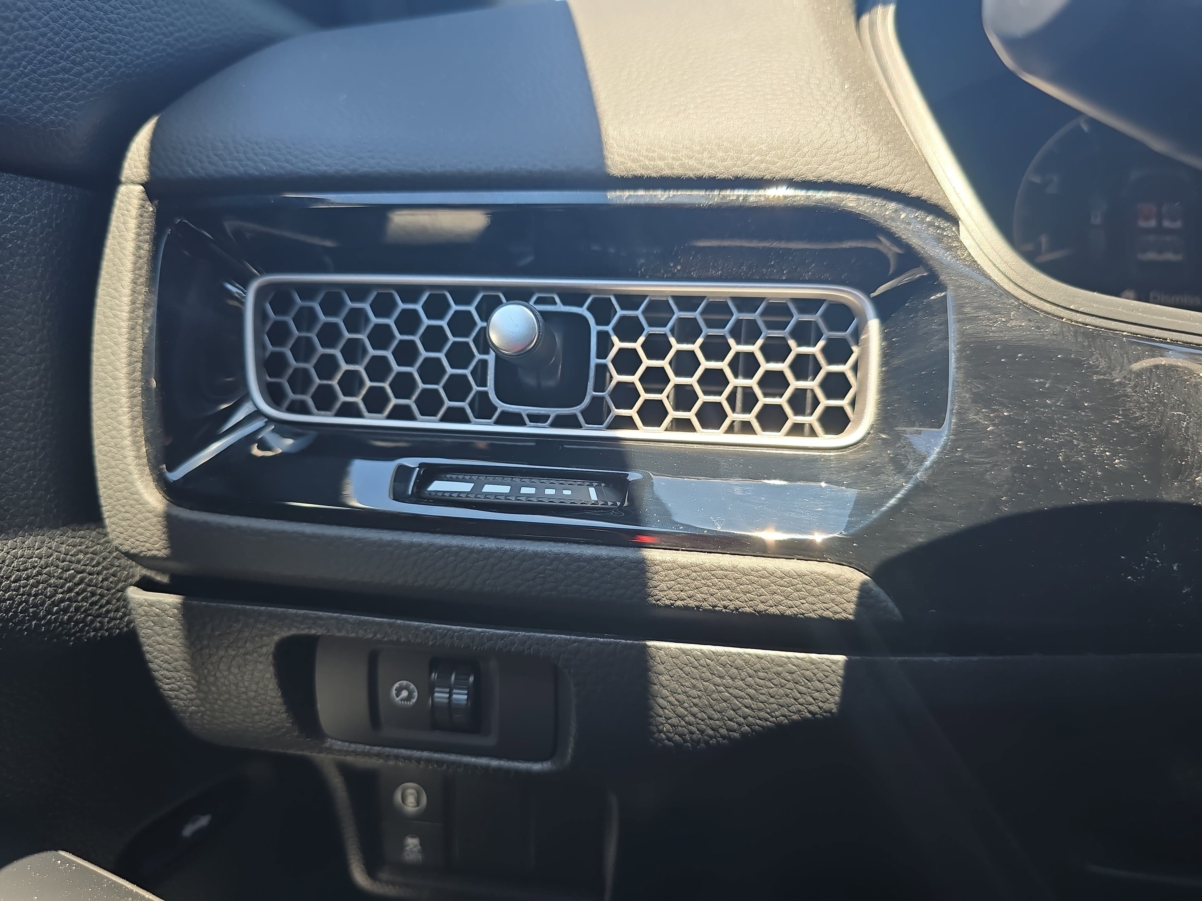 Certified 2024 Honda Civic Sport image 24