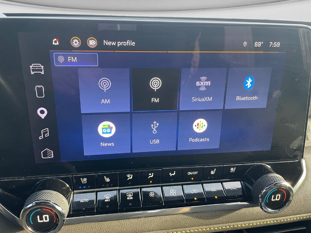 Certified 2023 Chevrolet Colorado ZR2 w/ ZR2 Convenience Package III AWD/4WD image 44