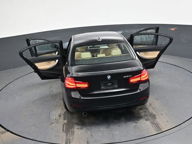 Used 2018 BMW 320i Sedan image 43