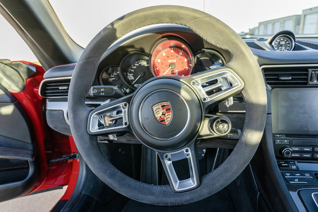 Used 2018 Porsche 911 Targa 4 GTS AWD/4WD image 38