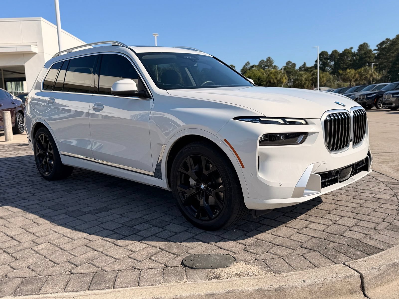 Certified 2024 BMW X7 xDrive40i AWD/4WD image 7