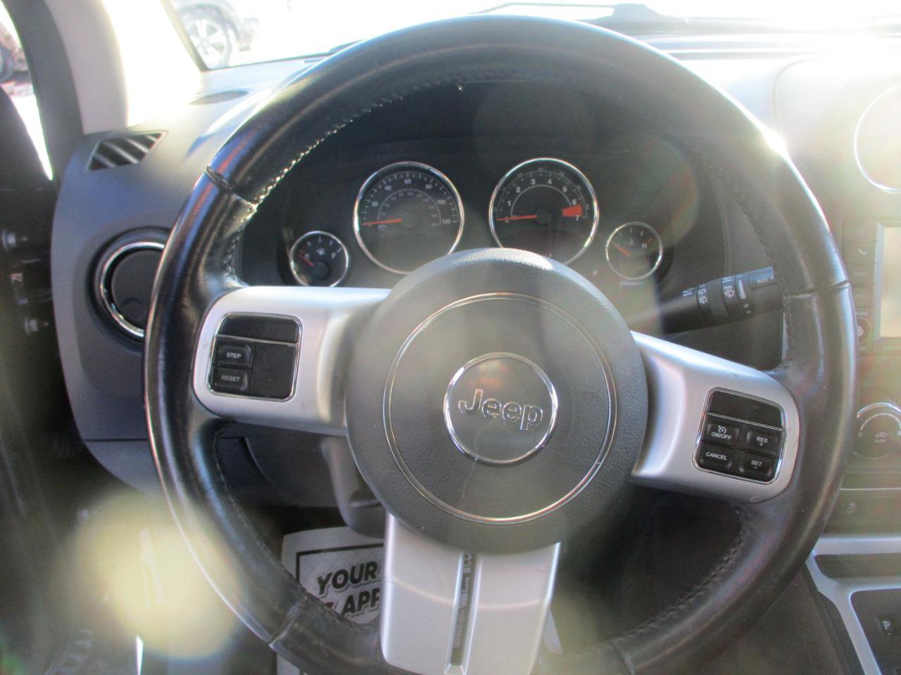 Used 2017 Jeep Compass High Altitude AWD/4WD image 14