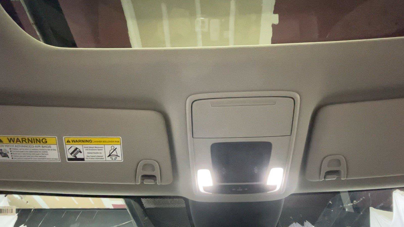 Used 2025 Honda Pilot Elite image 37