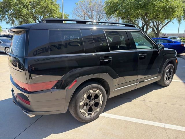 Used 2025 Hyundai Santa Fe SEL w/ Tow & Go Package FWD image 3